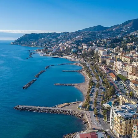 Casa Di Luciano Few Minutes From Sea - Happy Апартаменты